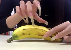 Humor longnails con banano nuevo