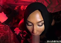 アラブいい女オナニーアフガン売春宿が存在します！